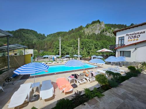 Baia de Fier House | Pensiunea Tobo