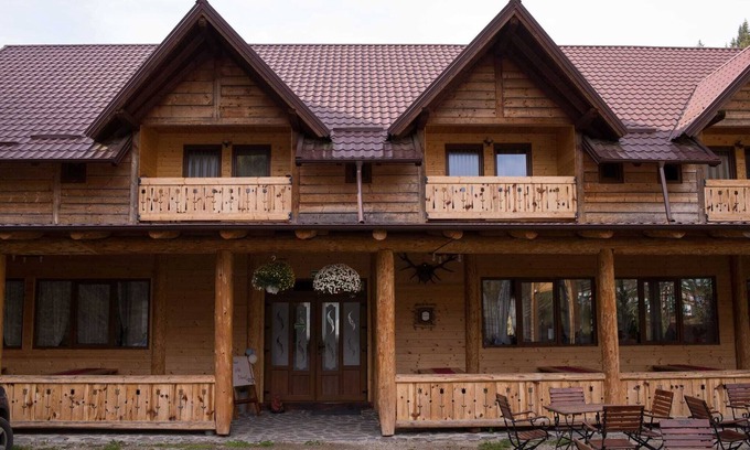 Damuc House | Pensiunea Vânătorul