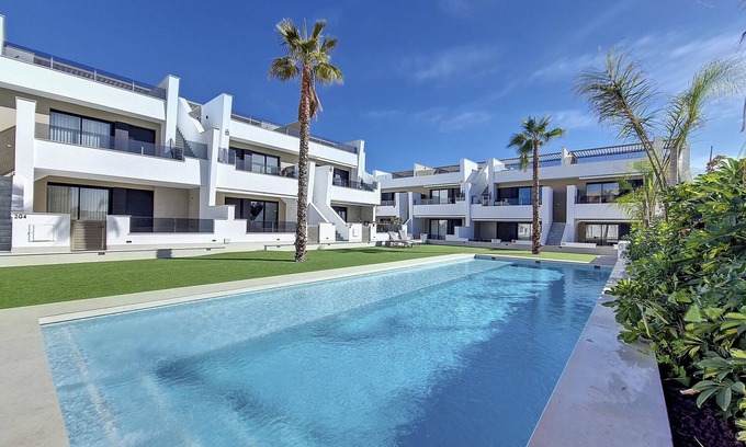 San Pedro del Pinatar Apartment | Penthouse apartment with pool, parking and Wi-Fi