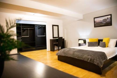 Mogosoaia Apartment | Penthouse 145mp - Living spatios - 2 Dormitoare cu baii private - Bucatarie complet utilata