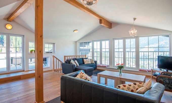 Bad Gastein Apartment | Penthouse in Bad Gastein near Ski Lifts
