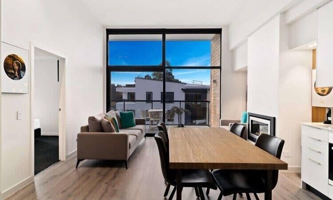 Arthur's Point Apartment | Penthouse Leisure at La Residence du Parc