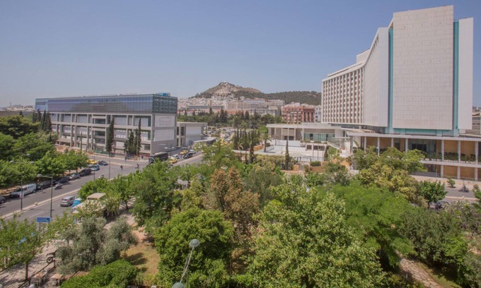 Ilisia Apartment | Penthouse Suite for 5 in the heart of Athens with stunning views of Lycabettus