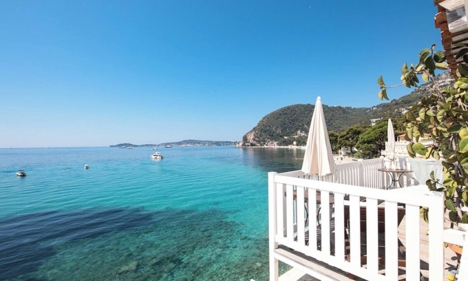 Eze Apartment | PENTHOUSE UP TO THE SEA