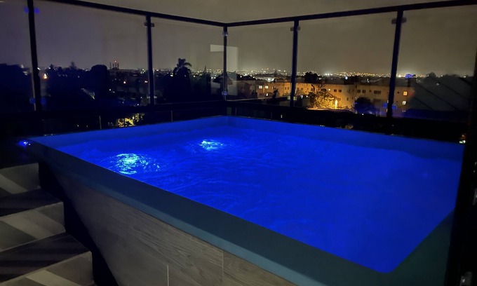 Llanos de Gurabo I Apartment | Penthouse with a private jacuzzi