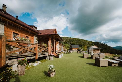 Tisovec House | Penzión Zbojnícky Halaš