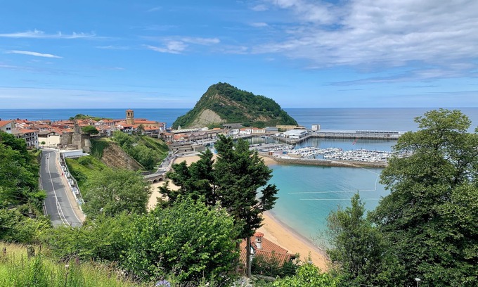 Getaria Villa | Perfect family villa in front of the Getaria Bay