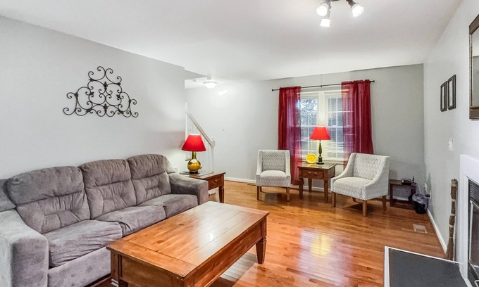 Innsbrook House | Perfect for Extended Stays! Pet Friendly!
