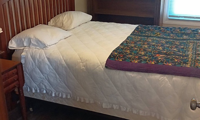 Rome Apartment | Perfect for one or two people . Great location. Close to both hospitalsnnnnn nnn
