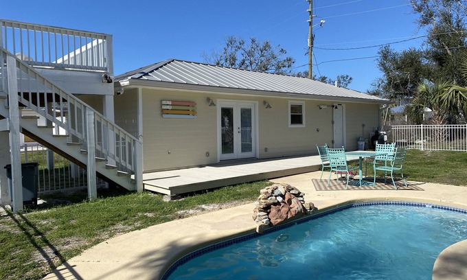 Mexico Beach House | Perfect Hideaway in Mexico Beach with a pool!