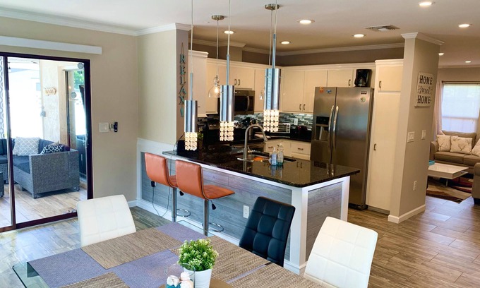 South Venice House | Perfect home away, modern amenities, ~ Heated Pool ~ Close to S. Venice Beach