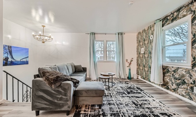Cape Saint Claire House | Perfect Home near Chesapeake Bay