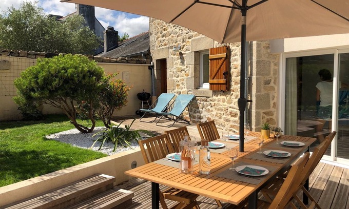 Saint-Marine House | Perfect location for this 4 star House - 100 meters from Sainte Marine Harbour