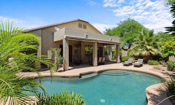 North Scottsdale House | Perfect North Scottsdale location for golf, dining, hiking and more.