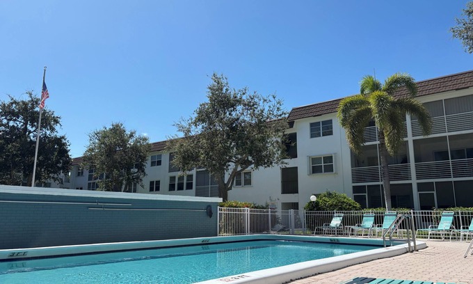 Bel Air Condo | Perfect Peaceful Beach Getaway