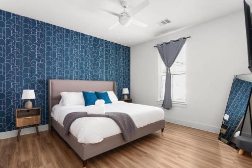 Pflugerville Apartment | Perfect Spot Cozy Stay Coffee Shop Bar Onsite