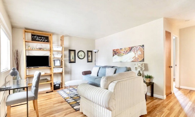 Lakewood Apartment | Perfect Tacoma Getaway Near Beaches & Downtown!
