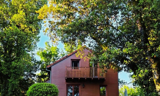 Lachapelle-Auzac House | Perigordian golf course house sleeps 6