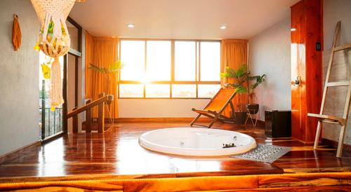 Francisco Villa Apartment | PERLA PENTHOUSE con jacuzzi y grandes comodidades!