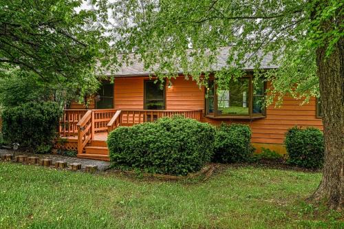 Livingston House | Persimmon Cove