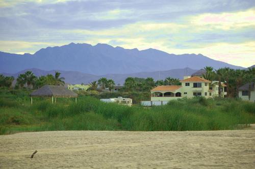 El Pescadero House | Pescadero Palace