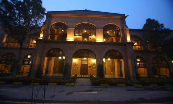 Peshawar Hotel | Peshawar Barracks Estb 1867