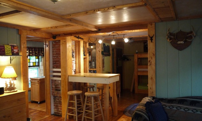 North Conway Apartment | Pet and family friendly with a cabin feel