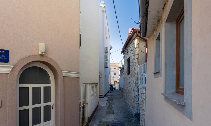 Novi Vinodolski Apartment | Pet friendly apartment