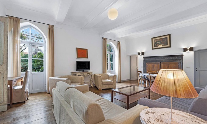 Finalborgo Apartment | Pet-Friendly Apartment Quadrilocale Camelot with Mountain View, Balcony & Wi-Fi