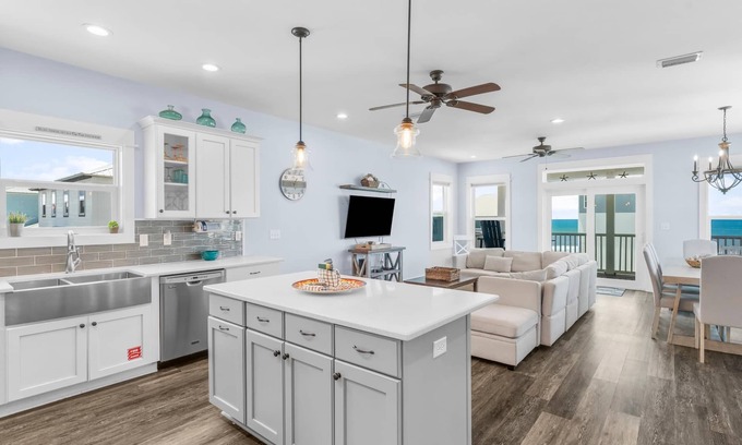 Cape San Blas House | Pet Friendly Beach House - Beach Hop