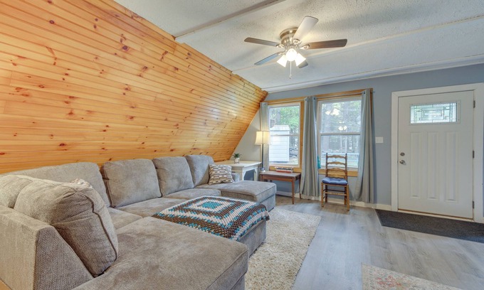 Belfast Cottage | Pet-friendly Belfast Retreat - 2 Mi to Downtown!