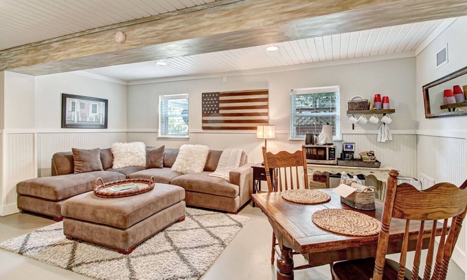 Saint Simons Island Apartment | Pet friendly coastal getaway! Steps from beach and dining!