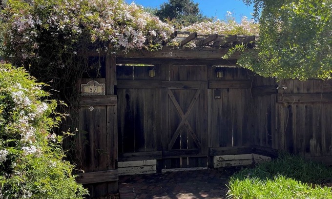 Carmel Valley Apartment | Pet Friendly Guest Studio in Carmel Valley California