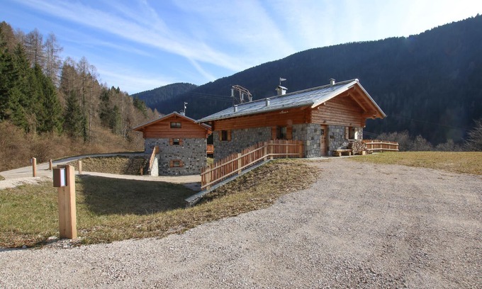 Castello Tesino House | Pet friendly home in Castello Tesino