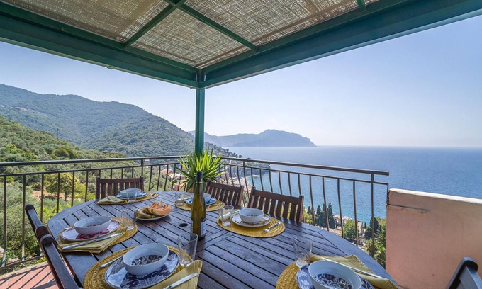 Pieve Ligure House | Pet friendly home in Pieve Ligure -GE-
