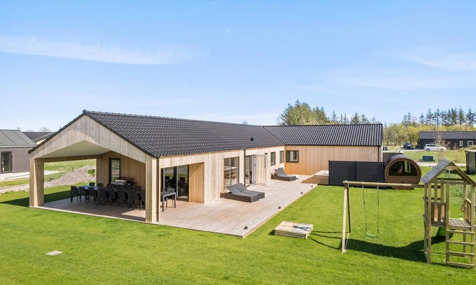 Hadsund House | Pet friendly home in Hadsund with sauna