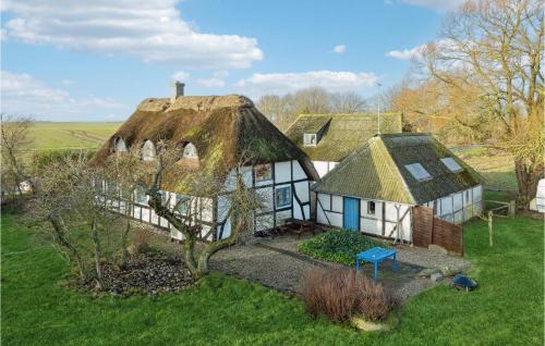 Helsned House | Pet Friendly Home In Humble With Wifi