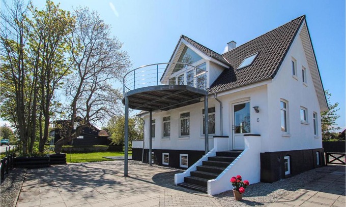 Samsø House | Pet Friendly Home In Samsø With Wifi