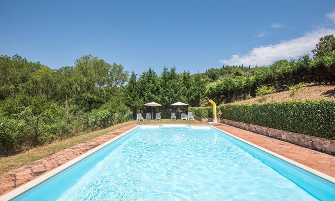 Gaiole in Chianti House | Pet friendly home in Gaiole in Chianti