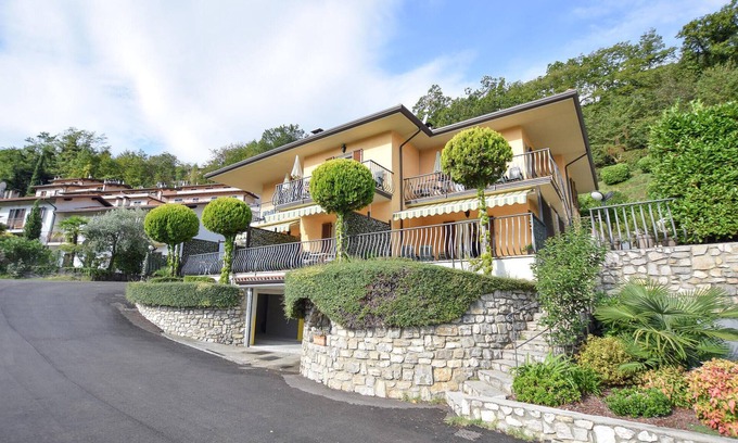 Voiandes House | Pet friendly home in Voiandes Tremosine