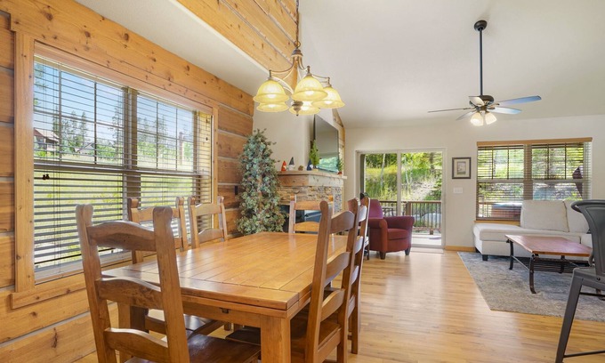 Rendezvous House | Pet-Friendly Mountain Escape with Gorgeous Views, Private Hot Tub, Garage