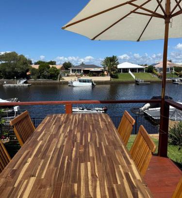 Bongaree House | Pet Friendly - Plunge Pool Canal Sunset View - Private Jetty