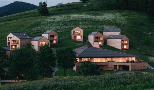 Zwischenwasser Ski Chalet | Peterhof Chalets