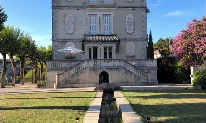 Saint-Astier House | Petit Chateau of ‘La Belle Époque’ era on the banks of the River L’Isle.