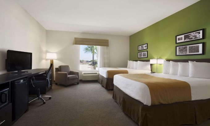 Cotulla Hotel | PetroStay Inn & Suites Cotulla