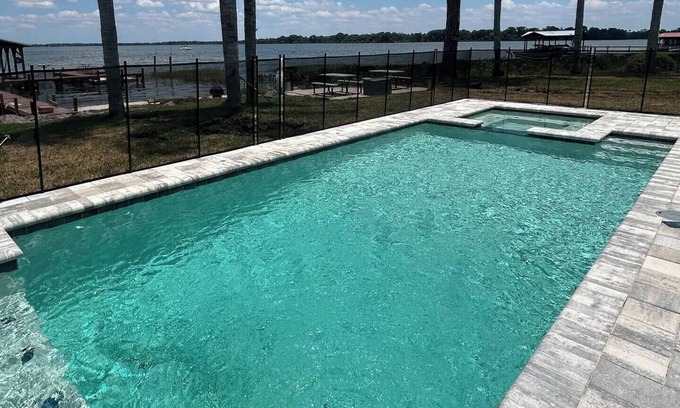 Tavares House | PETS STAY FREE Camp St Cabanas Unit 3 on Lake Dora
