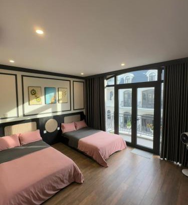 Van Giang House | Phòng Đôi Ban Công cực chill