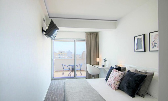 Acropolis Apartment | Phaedrus Living: Luxury Suite Nicosia 508