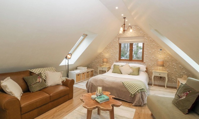 Old Gore Cottage | Pheasants Rise Apartment