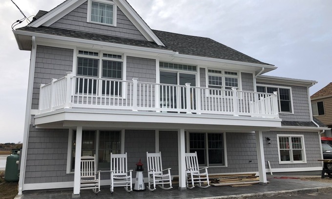 Wells Beach House | Phenomenal beach makeover! Sleeps 18+